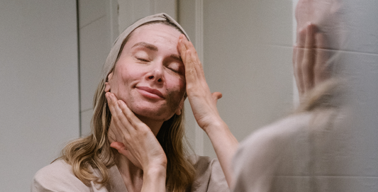 Micellar water vs. cleansing oil – let’s break it down