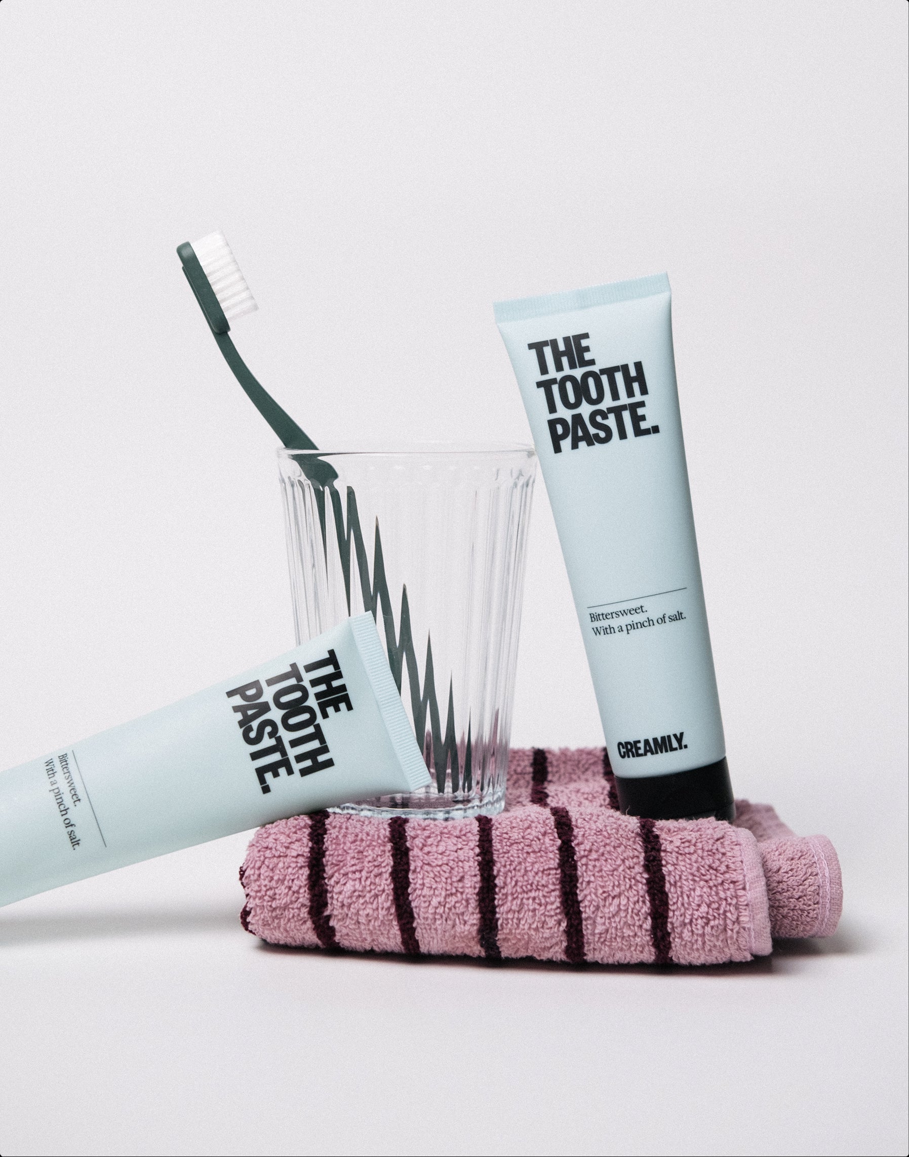 Зубная паста.