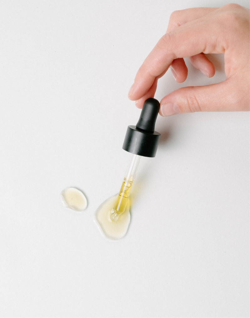 Масло. Для питания кожи.